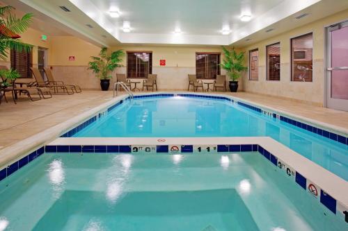 holiday inn express vernal dinosaurland by ihg