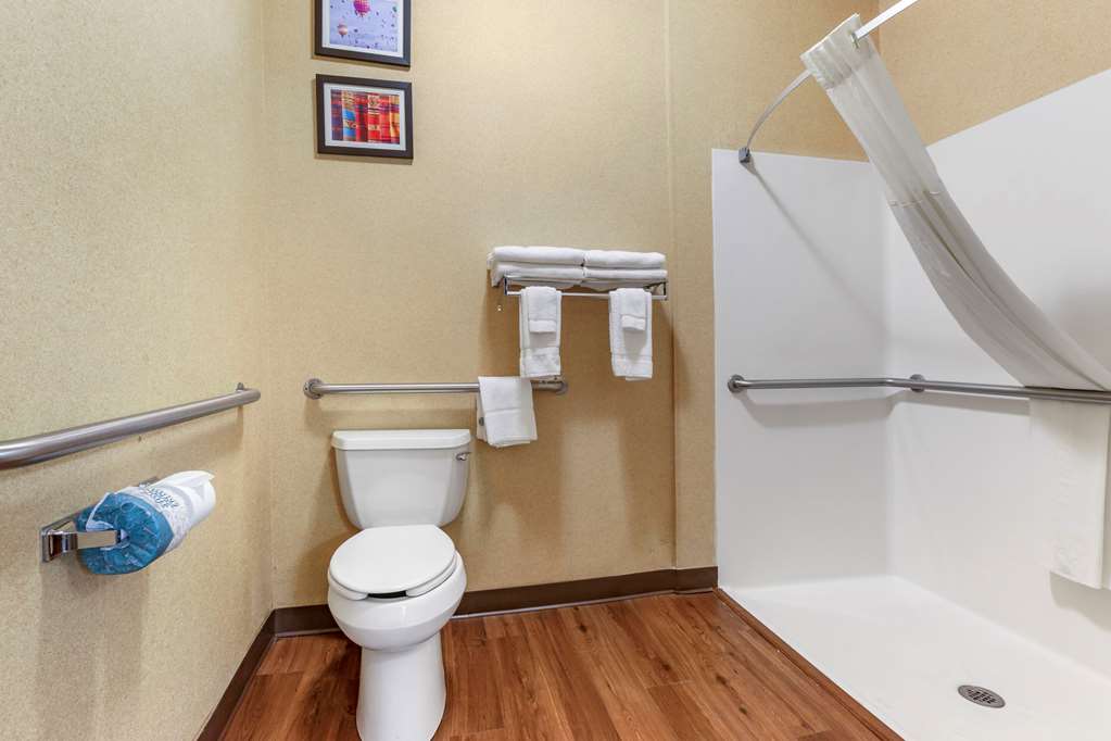 comfort inn and suites