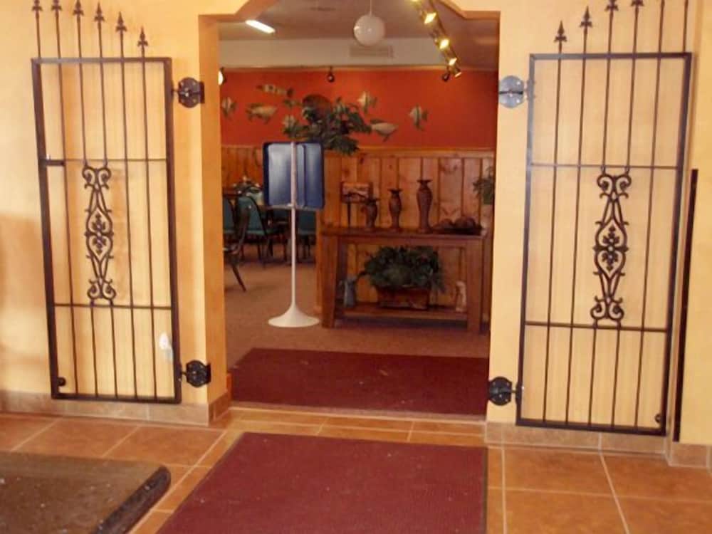 roseau motel and diner