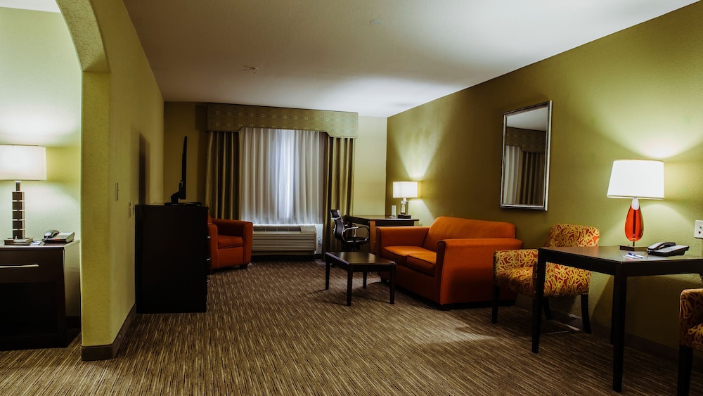 holiday inn express and suites waller