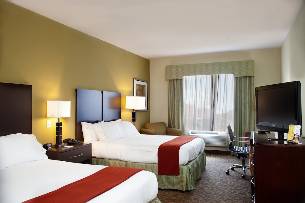 holiday inn express and suites waller
