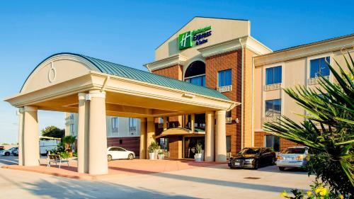 holiday inn express and suites waller