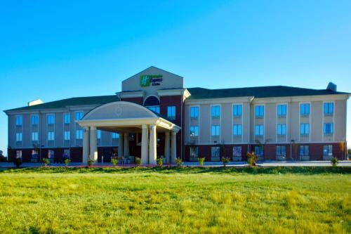 holiday inn express and suites waller