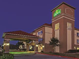 La Quinta Inn & Suites By Wyndham Angleton,Brazoria>>Angleton,3 star