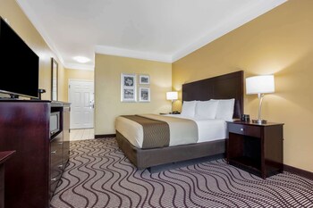 la quinta inn and suites by wyndham angleton