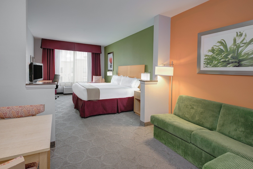holiday inn express and suites clute lake jackson