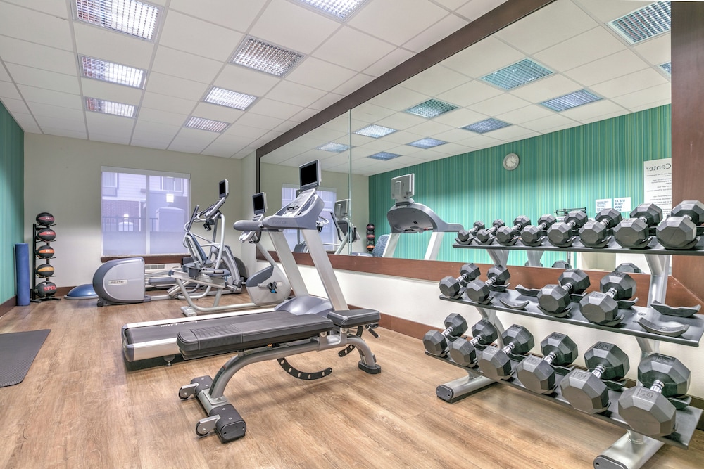 holiday inn express and suites clute lake jackson