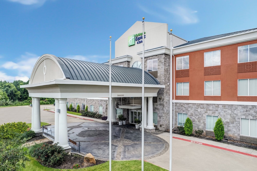 holiday inn express and suites clute lake jackson