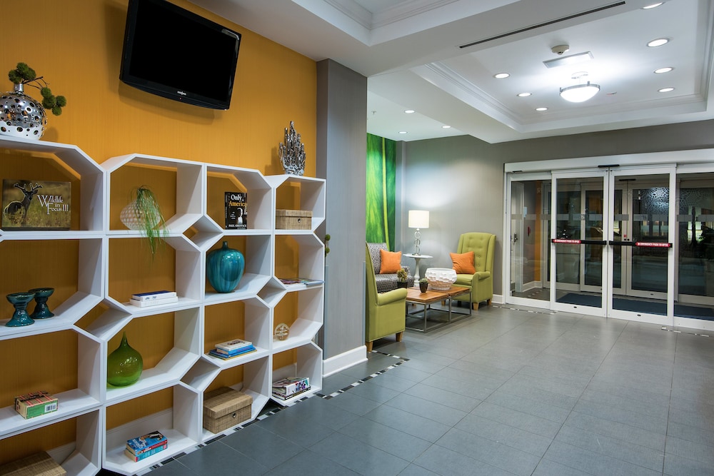 holiday inn express and suites clute lake jackson