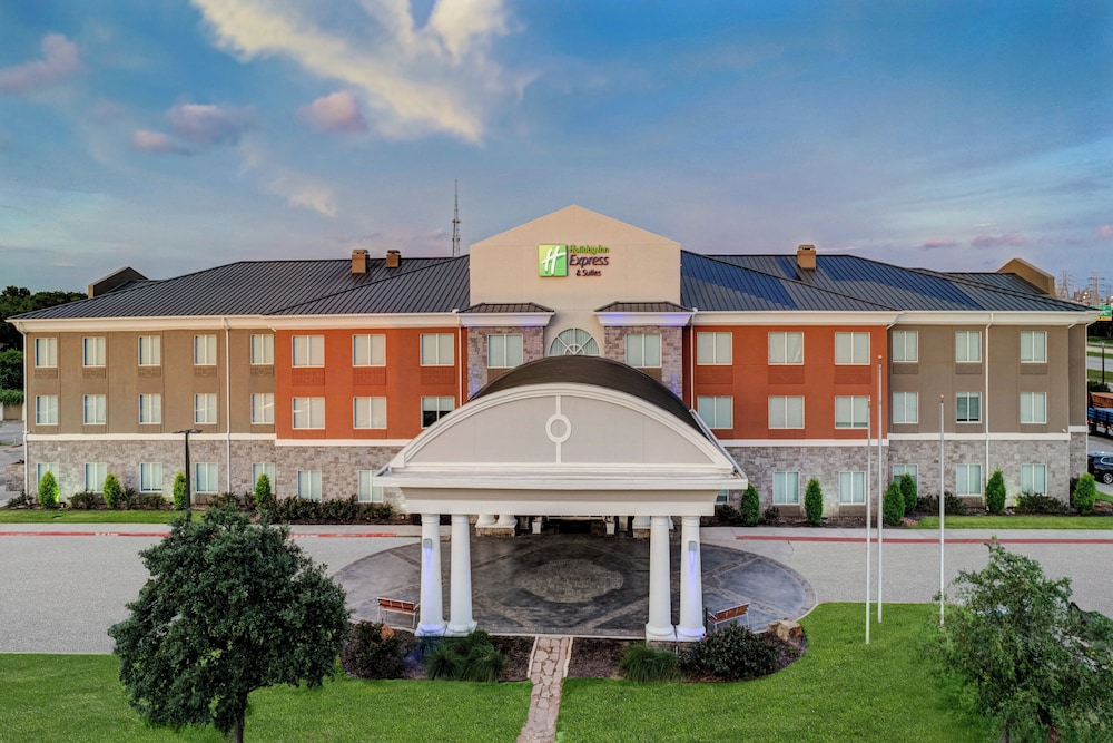 holiday inn express and suites clute lake jackson