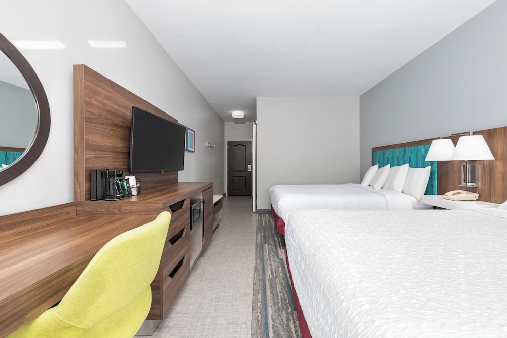 hampton inn and suites lake jackson clute