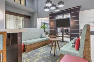 hampton inn and suites lake jackson clute