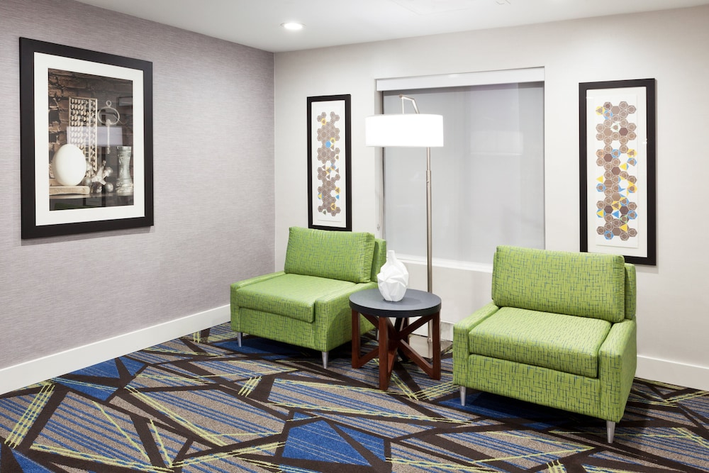 holiday inn express and suites rome east by ihg