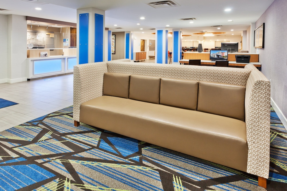holiday inn express and suites rome east by ihg