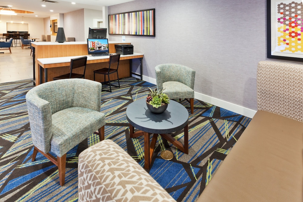 holiday inn express and suites rome east by ihg