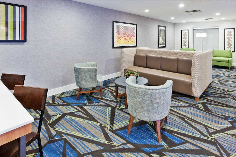 holiday inn express and suites rome east by ihg