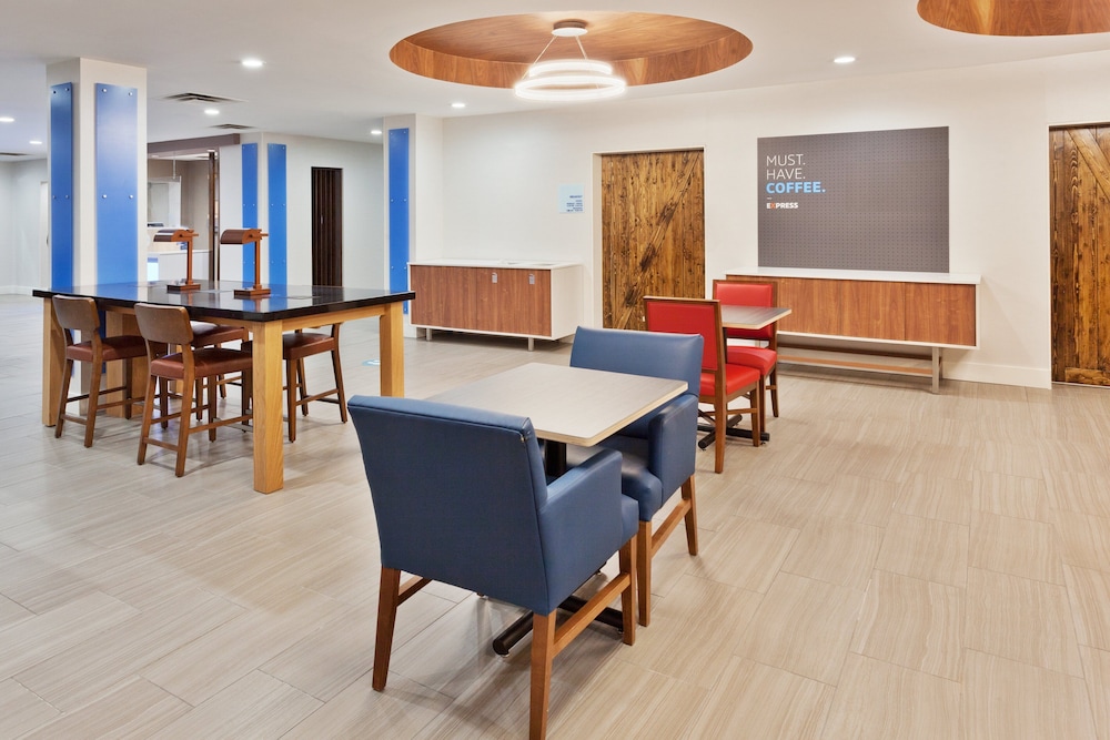 holiday inn express and suites rome east by ihg