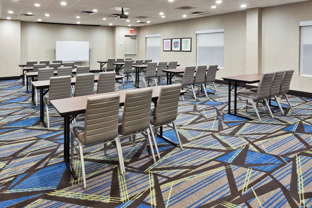 holiday inn express and suites rome east by ihg