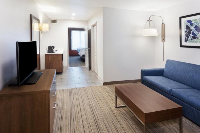 holiday inn express and suites rome east by ihg