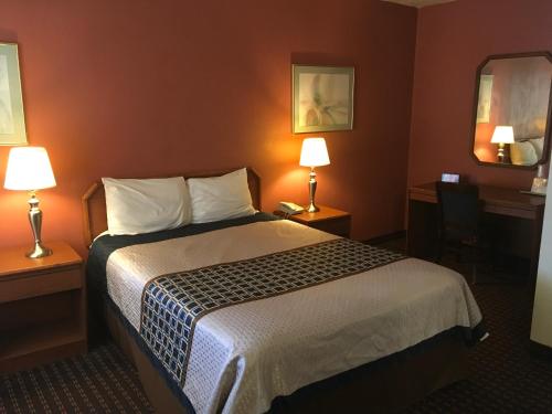 budget inn la fonda motel