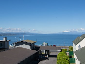 taupo