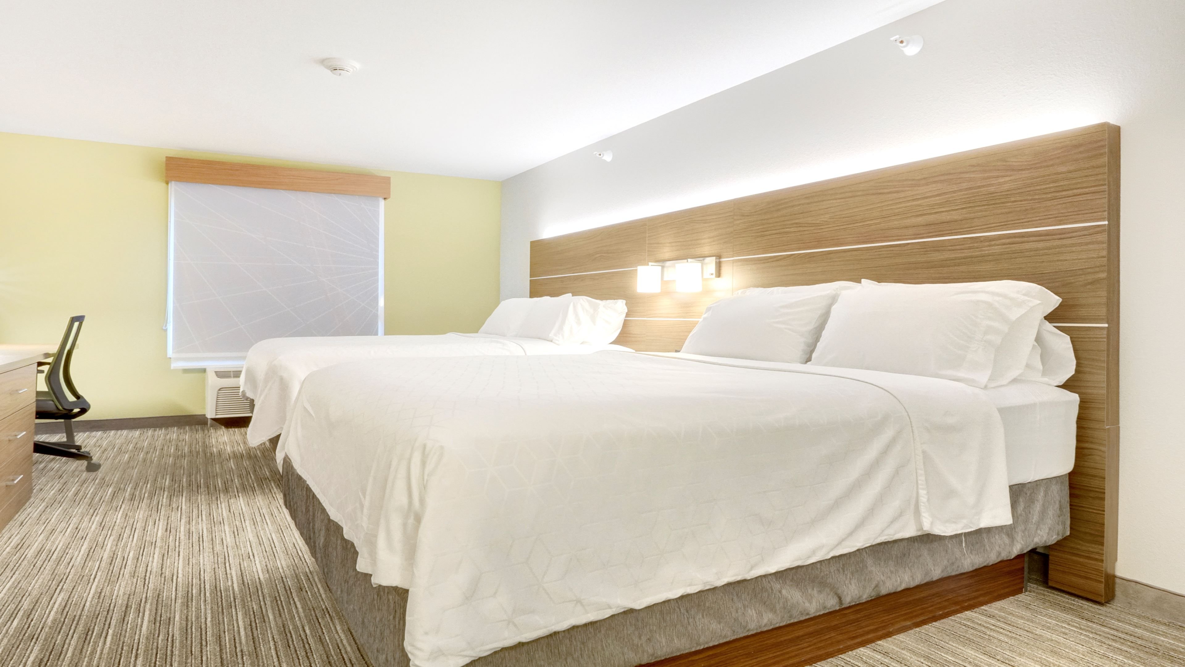 holiday inn express and suites portland by ihg