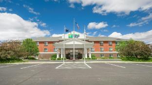 holiday inn express and suites portland by ihg