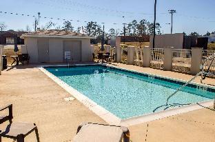 sleep inn and suites near liberty place i 65