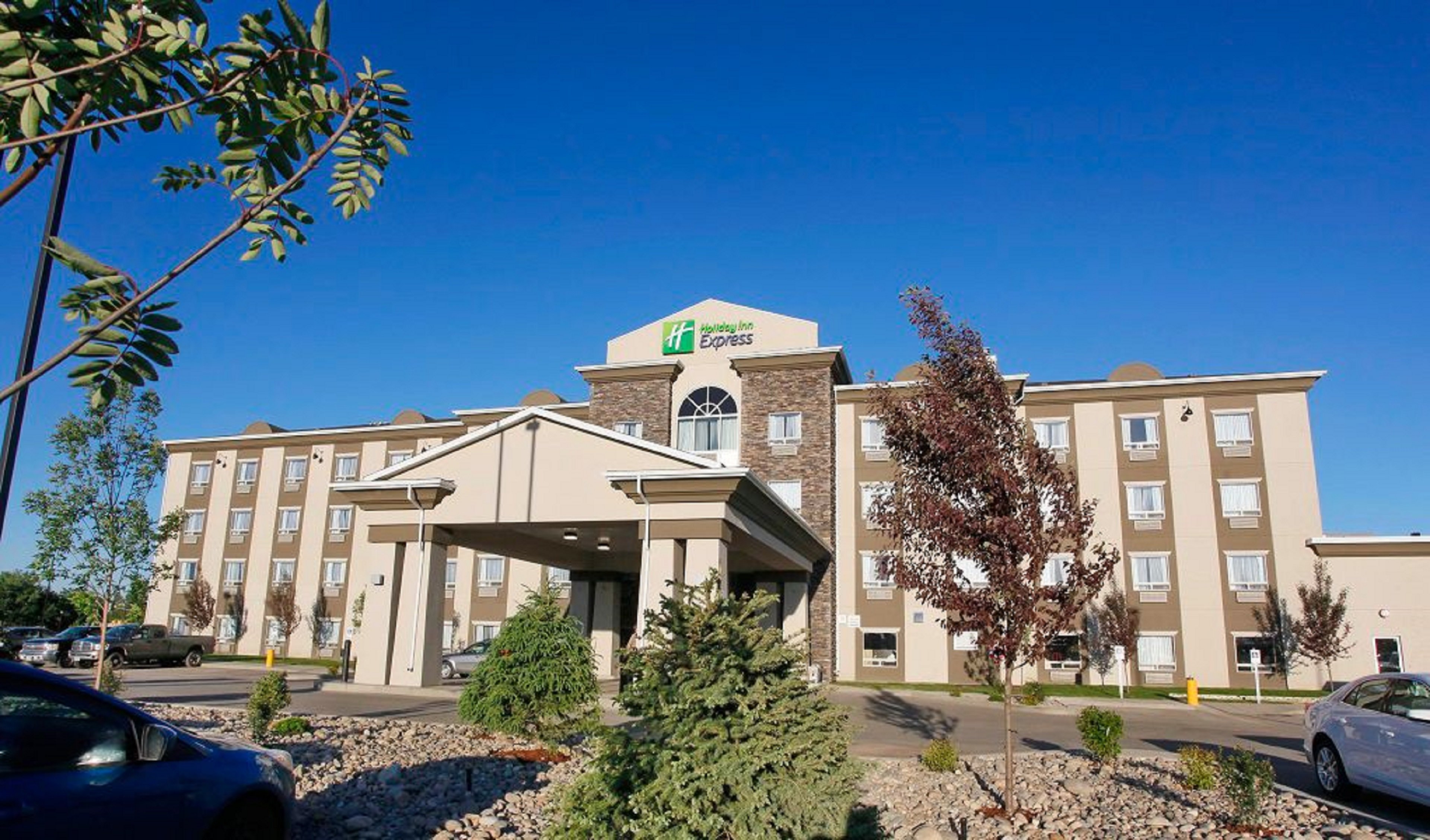 holiday inn express fort st john by ihg