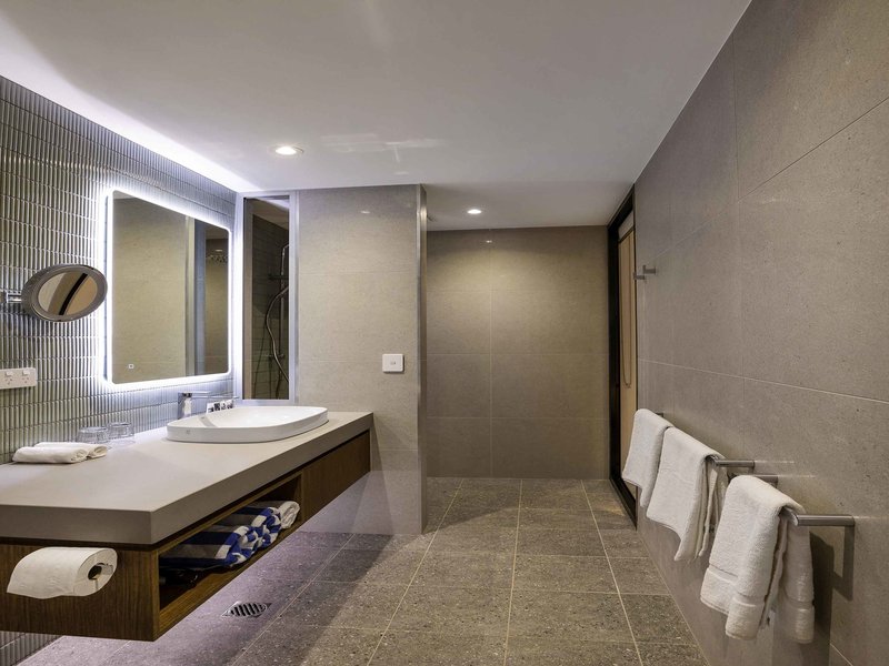 mercure darwin airport resort