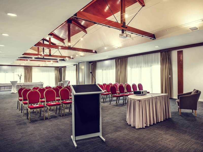 mercure darwin airport resort