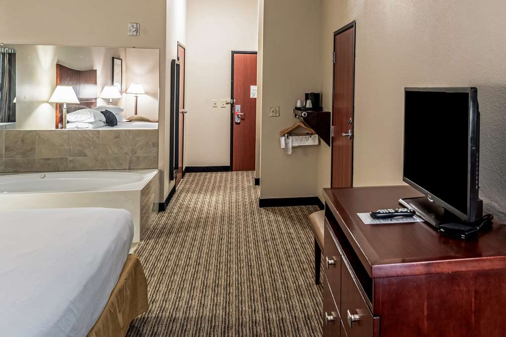 red lion inn and suites mineral wells