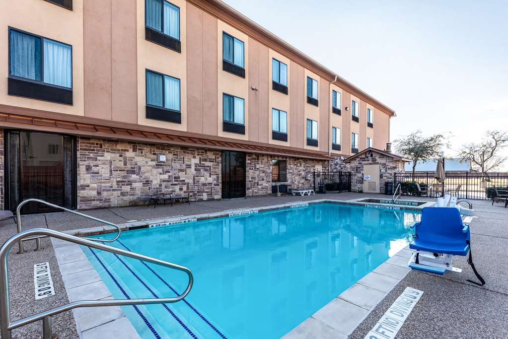 red lion inn and suites mineral wells
