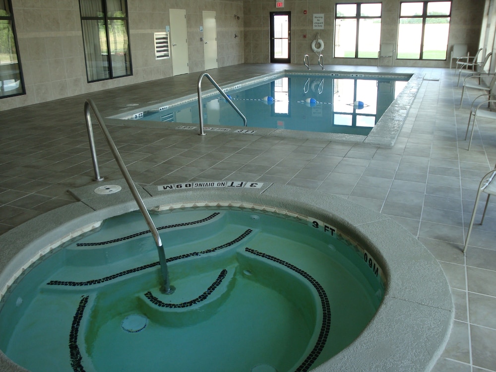 holiday inn express and suites borger by ihg
