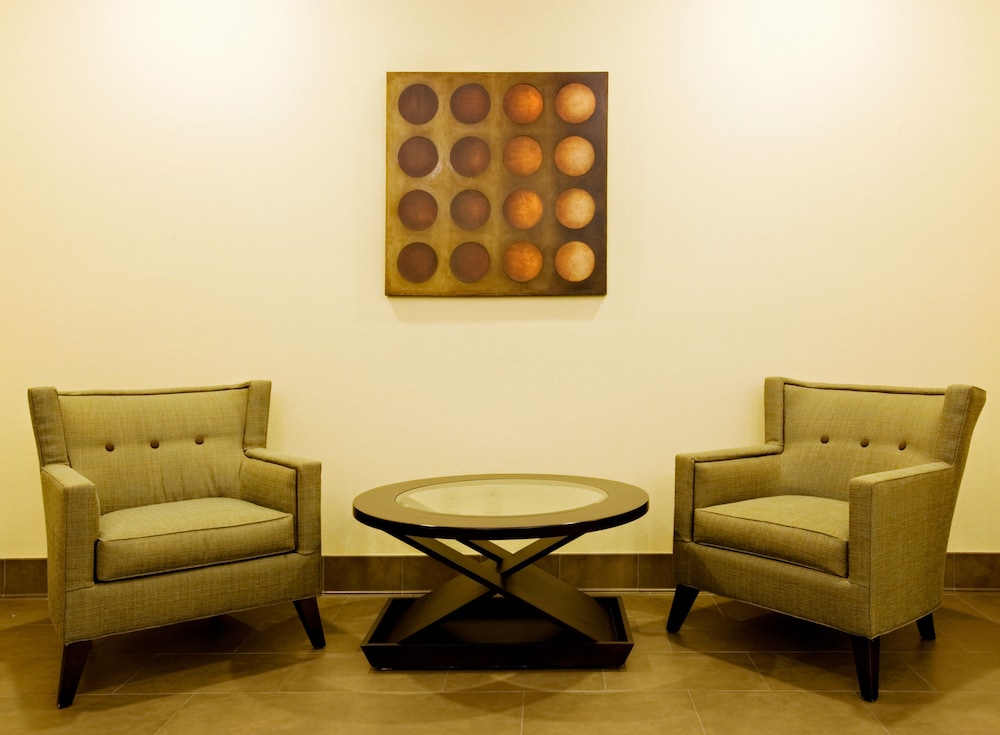 holiday inn express and suites borger by ihg