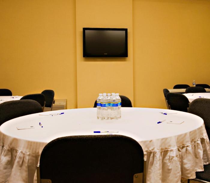 holiday inn express and suites borger by ihg