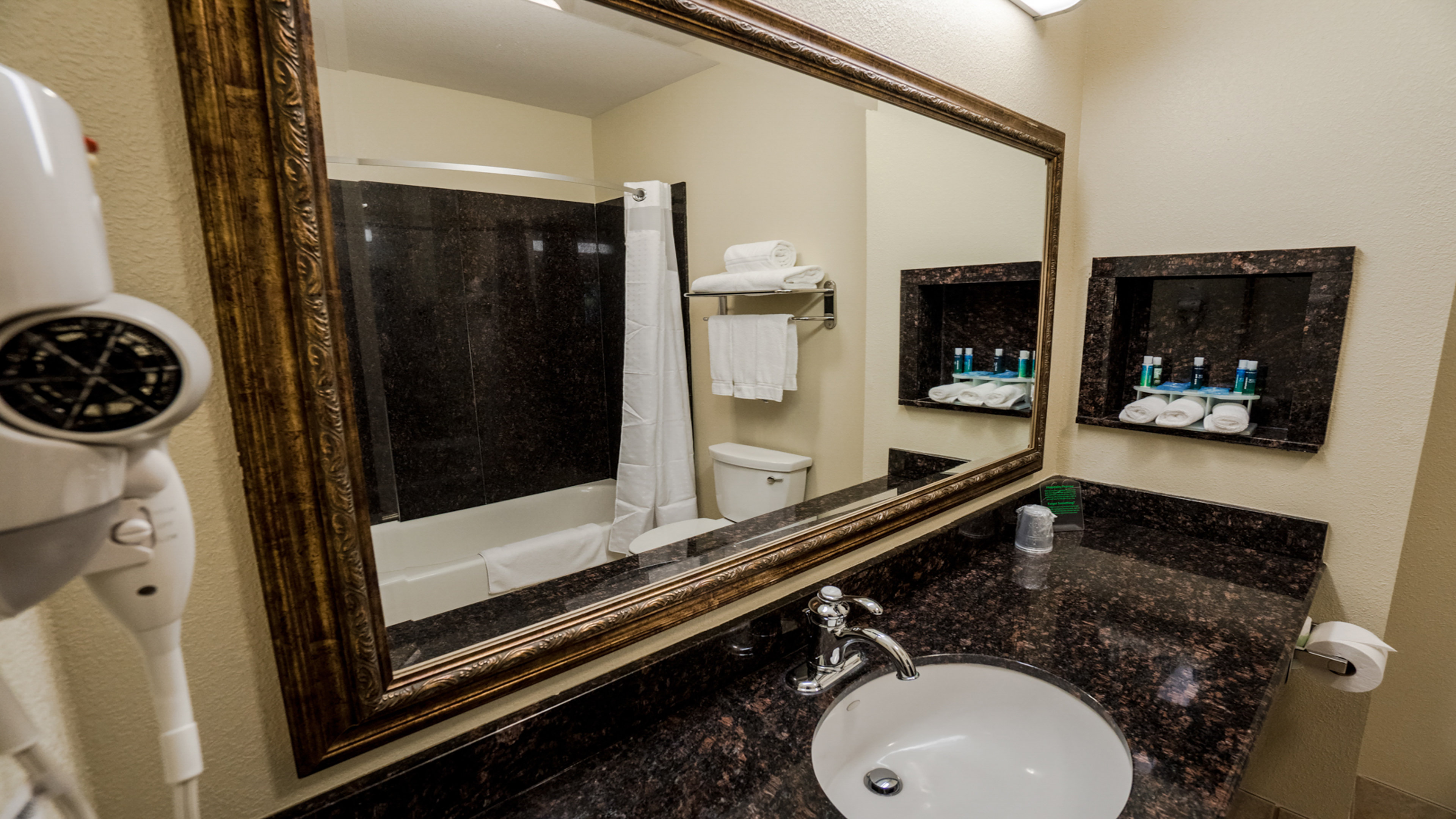 holiday inn express and suites pampa by ihg