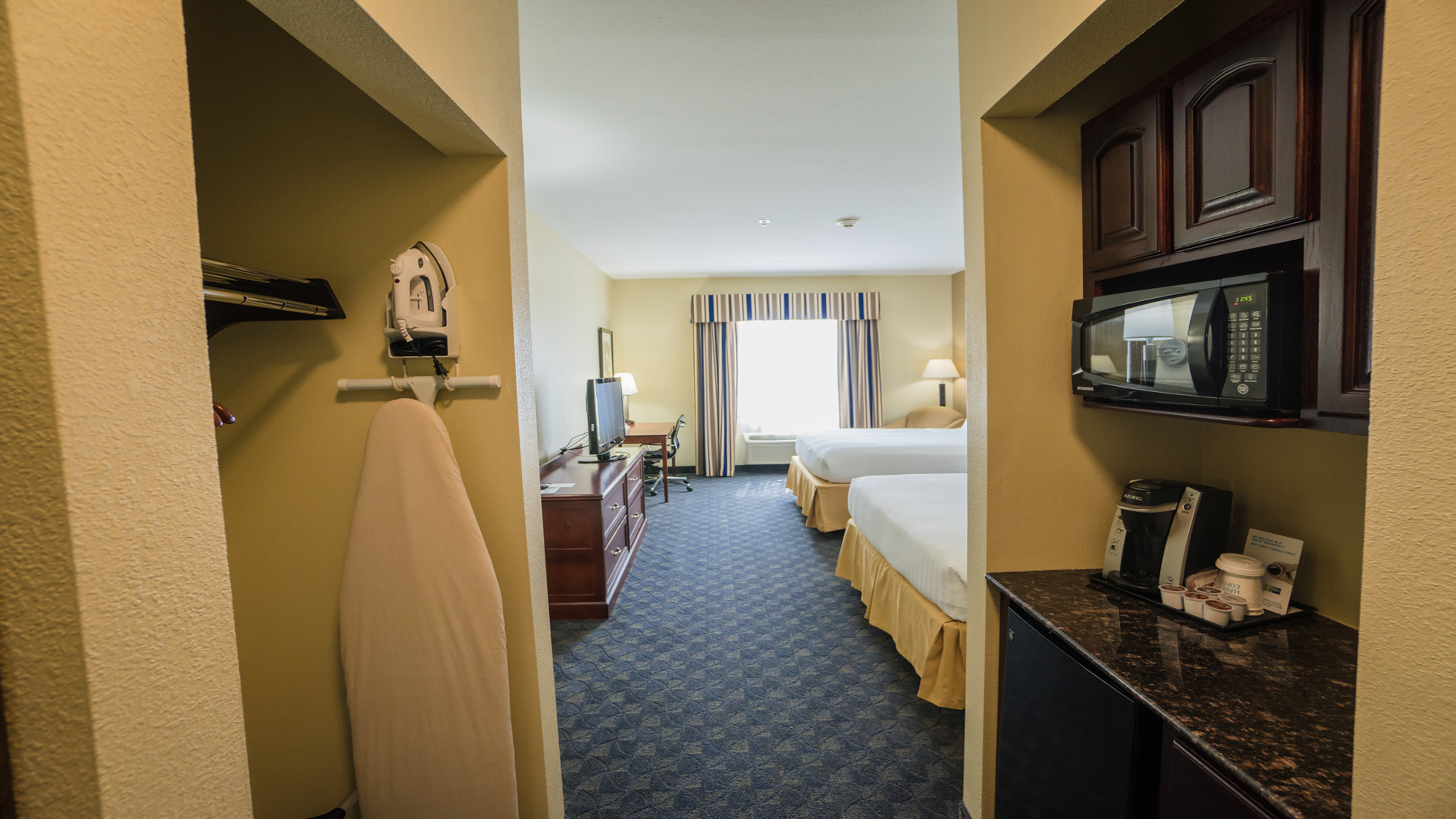holiday inn express and suites pampa by ihg