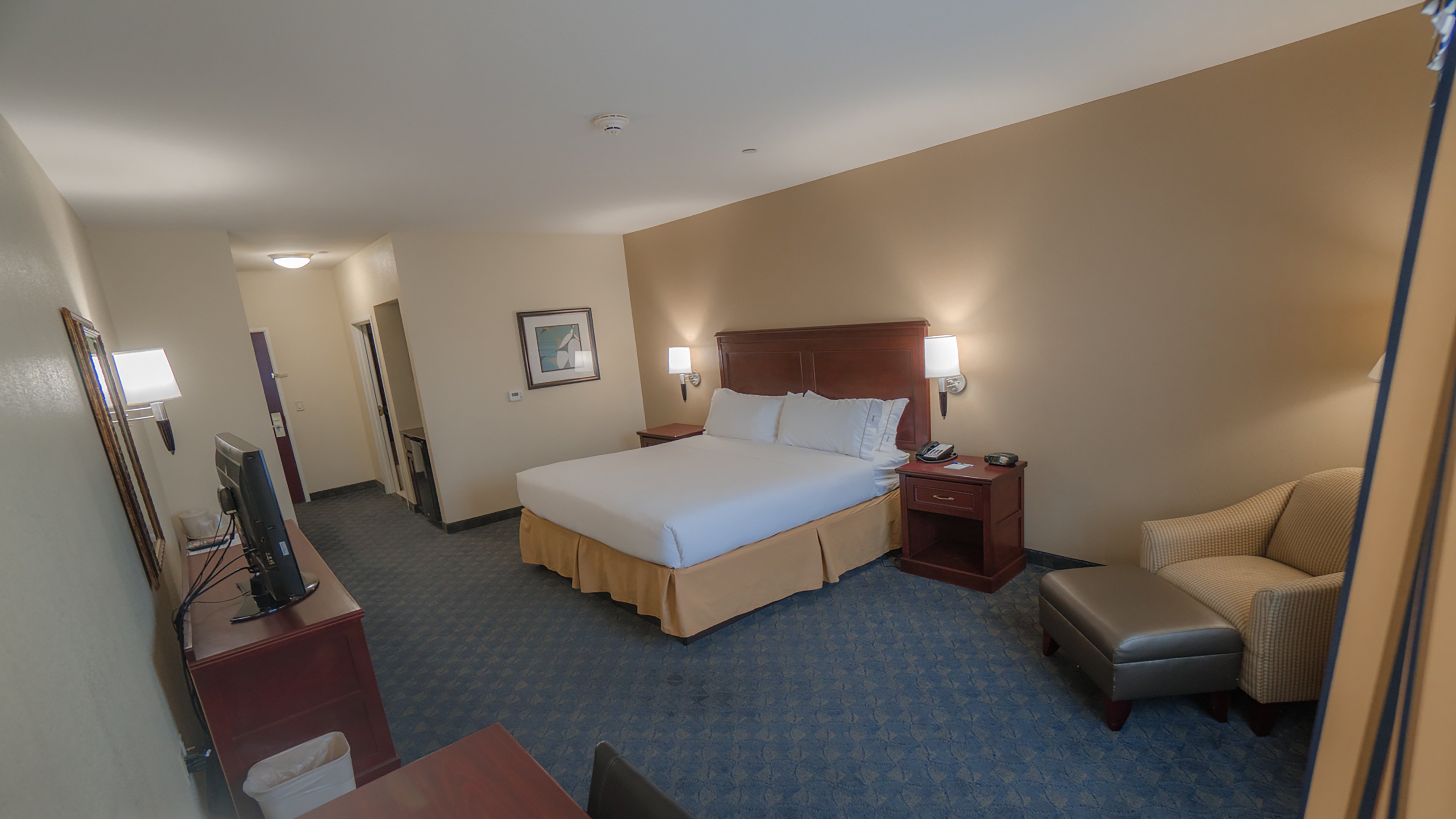 holiday inn express and suites pampa by ihg