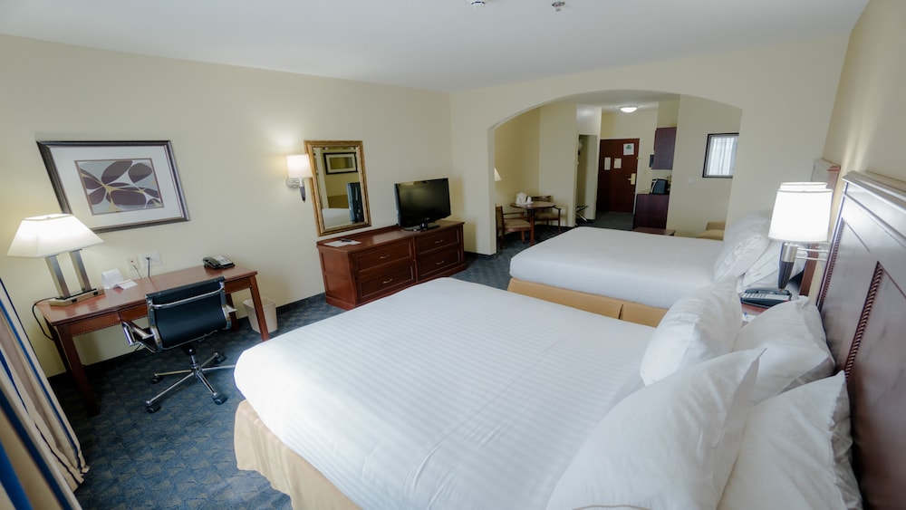 holiday inn express and suites pampa by ihg