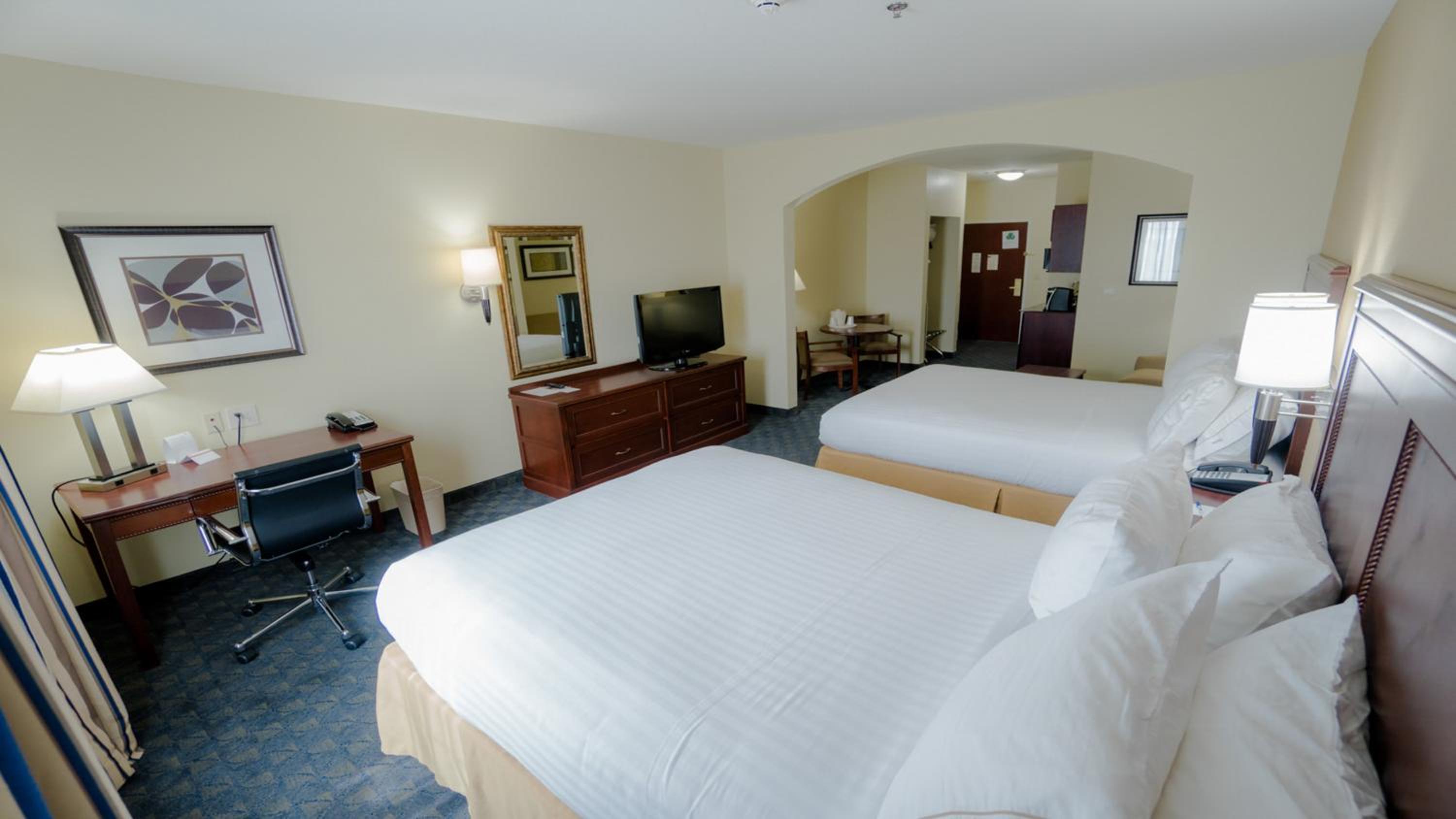 holiday inn express and suites pampa by ihg