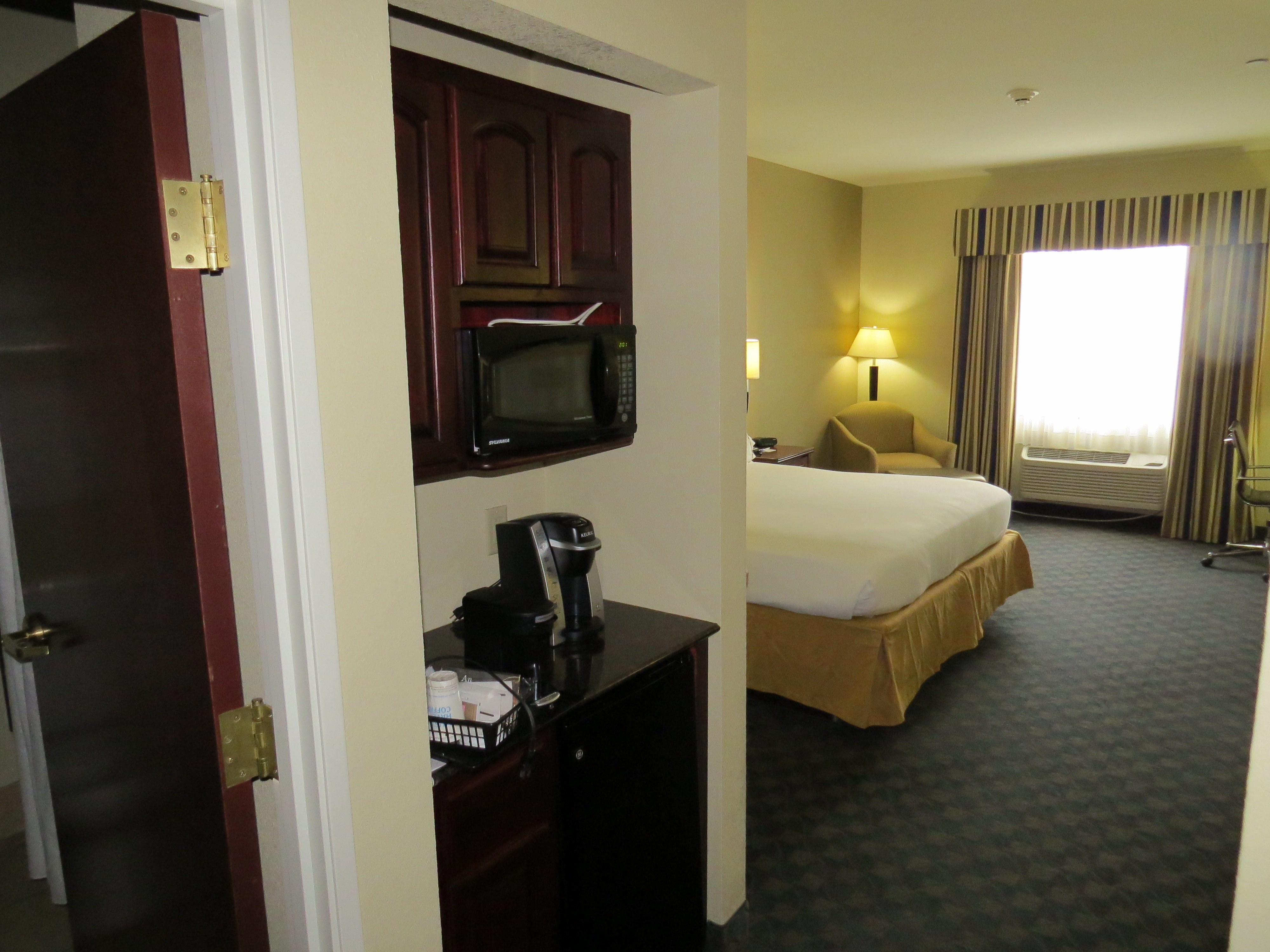 holiday inn express and suites pampa by ihg
