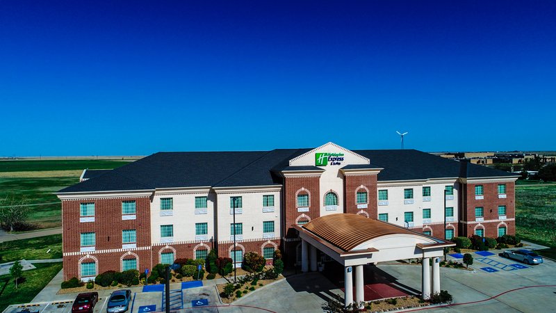 holiday inn express and suites pampa by ihg