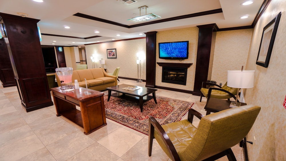 holiday inn express and suites pampa by ihg