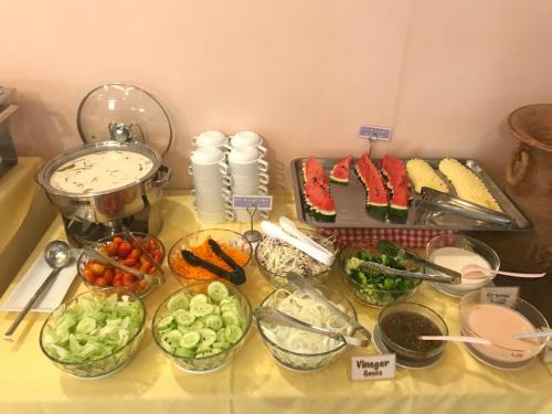 outdoor inn kata hotel