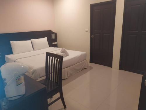 outdoor inn kata hotel