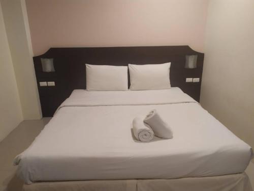 outdoor inn kata hotel