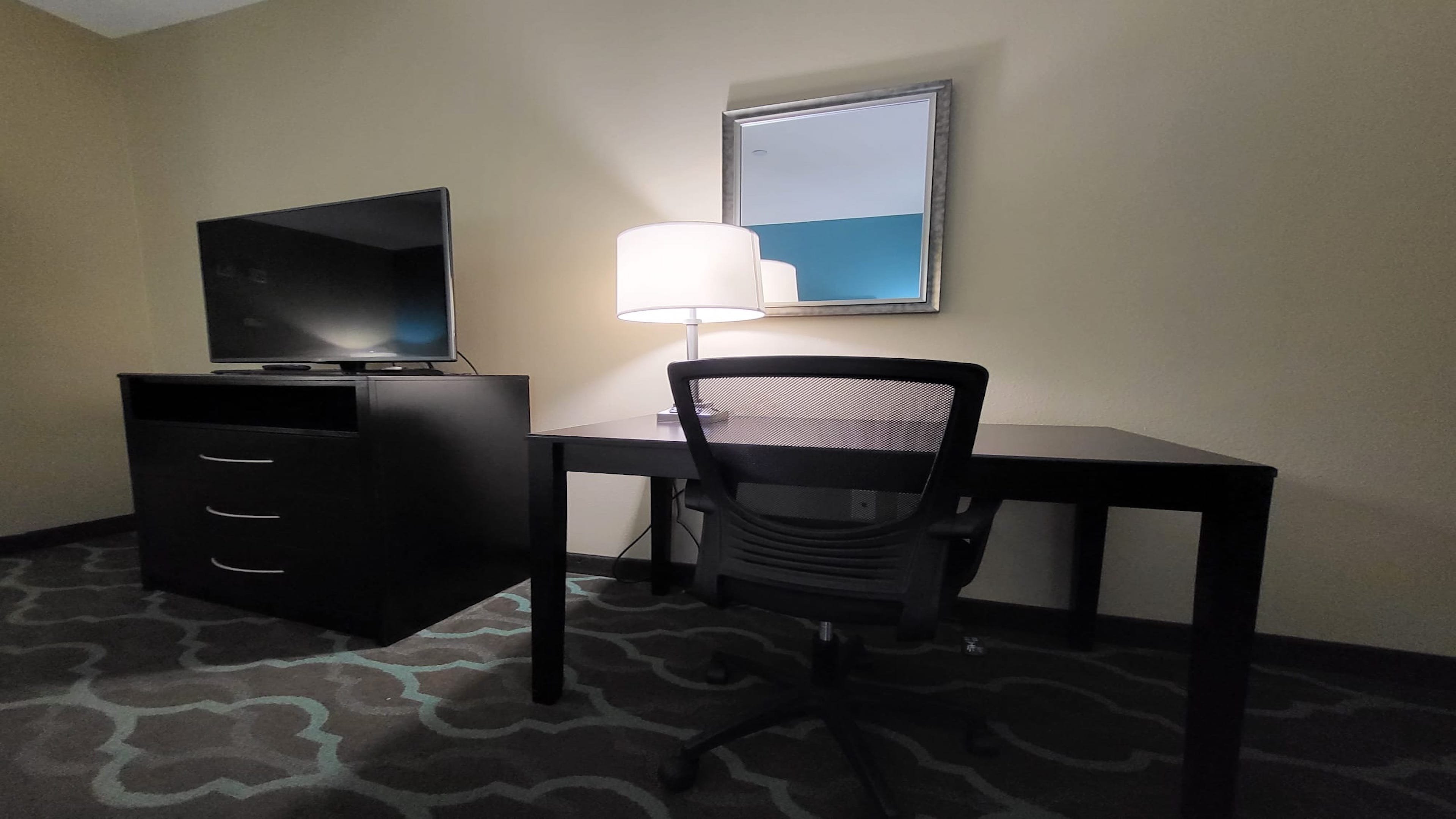 holiday inn express and suites cuero by ihg