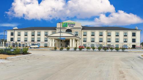 holiday inn express and suites cuero by ihg