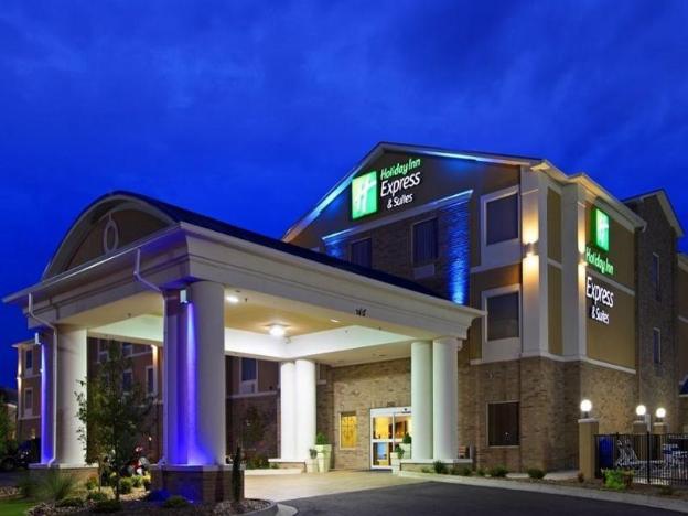 holiday inn express and suites cuero by ihg